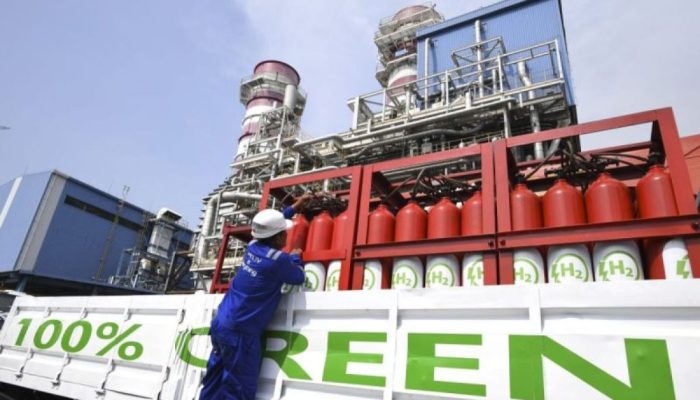Kejar Target Transisi Energi Usung Roadmap Hidrogen dan Amonia
